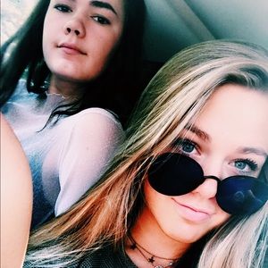 Meet your Posher, Kaia